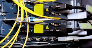 Заказать монтаж сетей в Боровичах. Обслуживание ПК, ремонт от 312 руб
